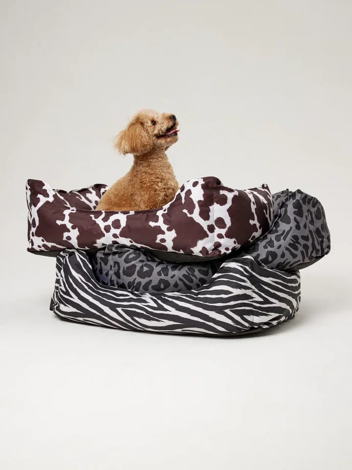  Лежанка LionPets Animal Cow Размер: 2 (80х60х20см)